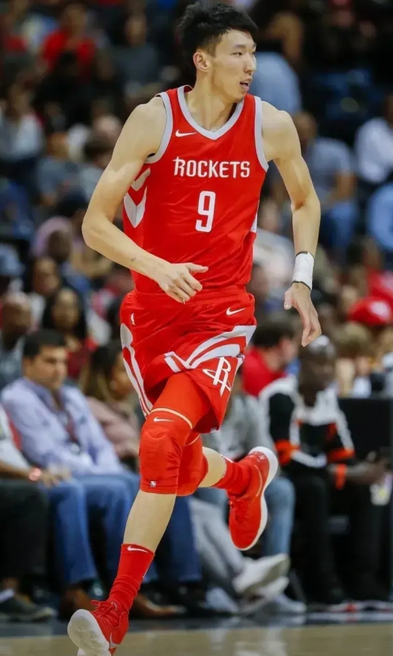 周琦可以吹一辈子了，近10年NBA状元首秀表现均不如周琦！

2017年夏天，周