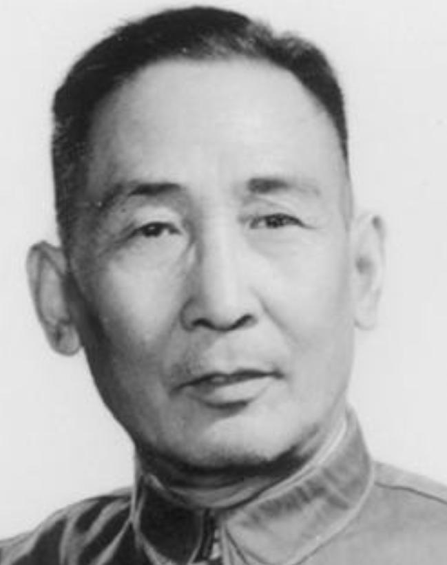 1979年，康生的儿子张子石在单位开会结束后，突然接到了一个电话，这时他才知道他