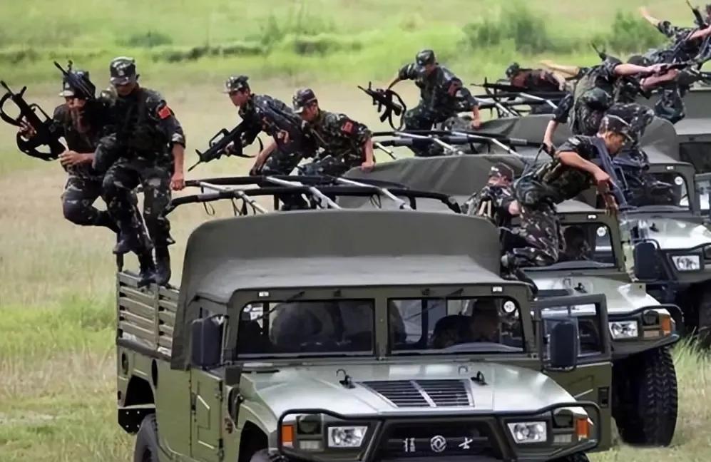 现在很多国家的军事思维依旧停留在冷战时期，他们使用的武器装备体系化严重不足，仍旧