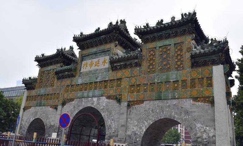 明朝太监人傻钱多：名画硬加“三战吕布”
明朝权宦热衷附庸风雅，却常因文盲闹笑话。