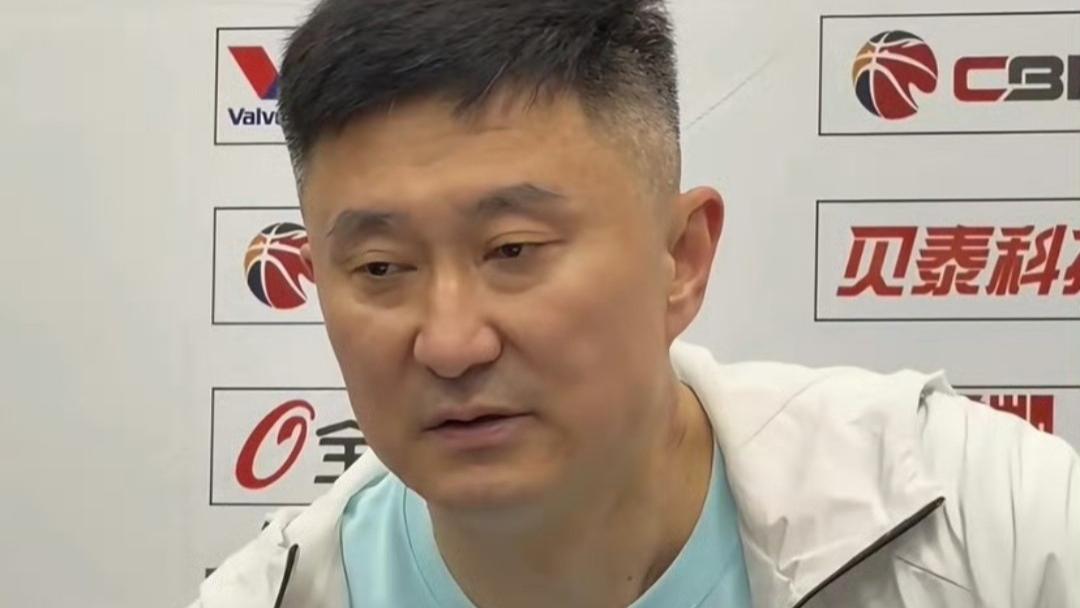 CBA最新消息：四川官宣新外援，杜锋回应球员伤病，第四轮最佳阵容