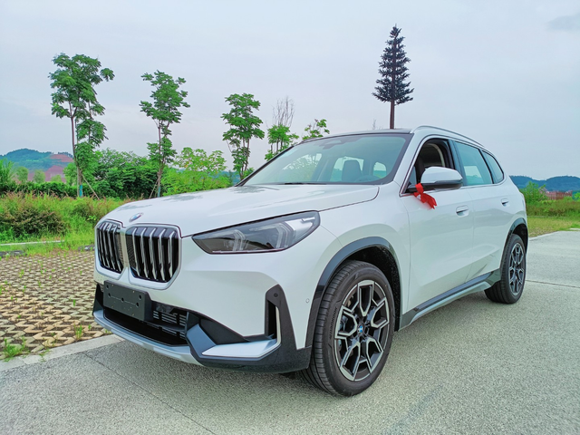 2024 x1 2.0T 设计套装 改色
2025.6.27成都提车，白色，7月