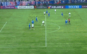 申花率先丢球！神户胜利船在禁区内做配合踉踉跄跄破门