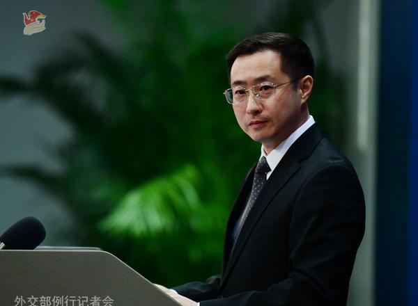 美国总统特朗普威胁称如果中方在4月8日前不取消报复性关税，美方将对中国再加征50