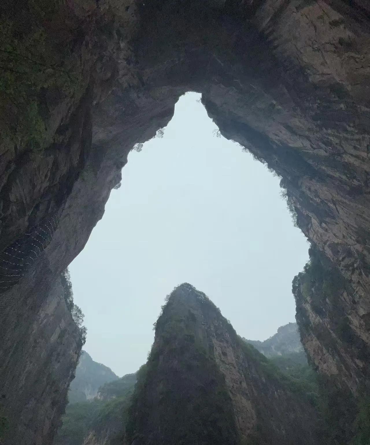 大自然真是太奇特了！
上星期一次旅行竟然让我们发现了如此温馨的地貌。
那就是爱心