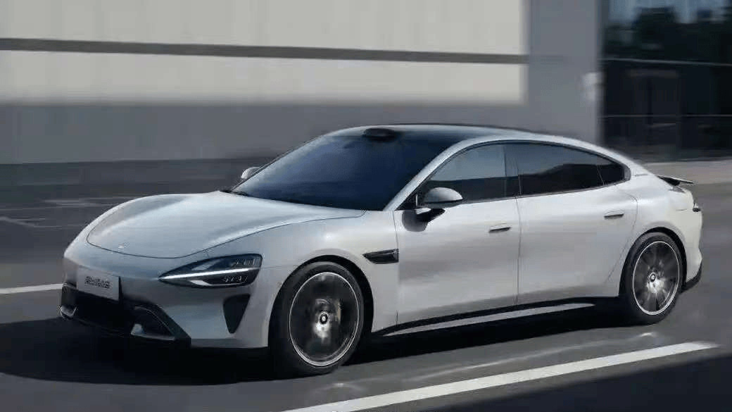 小米三款新车曝光：新手的豪赌，还是老炮的噩梦？