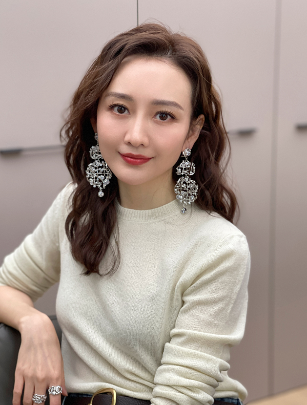 王鸥的这张脸，还是很伟大的！