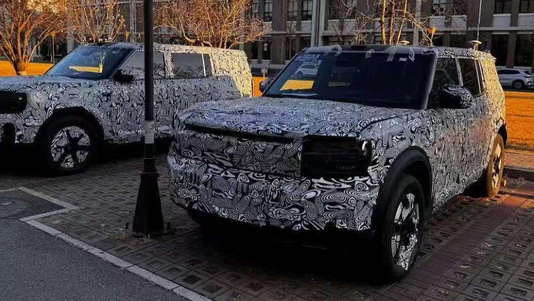 奇瑞“神行者”首款SUV实车谍照？很遗憾！这是江铃新款方盒子SUV