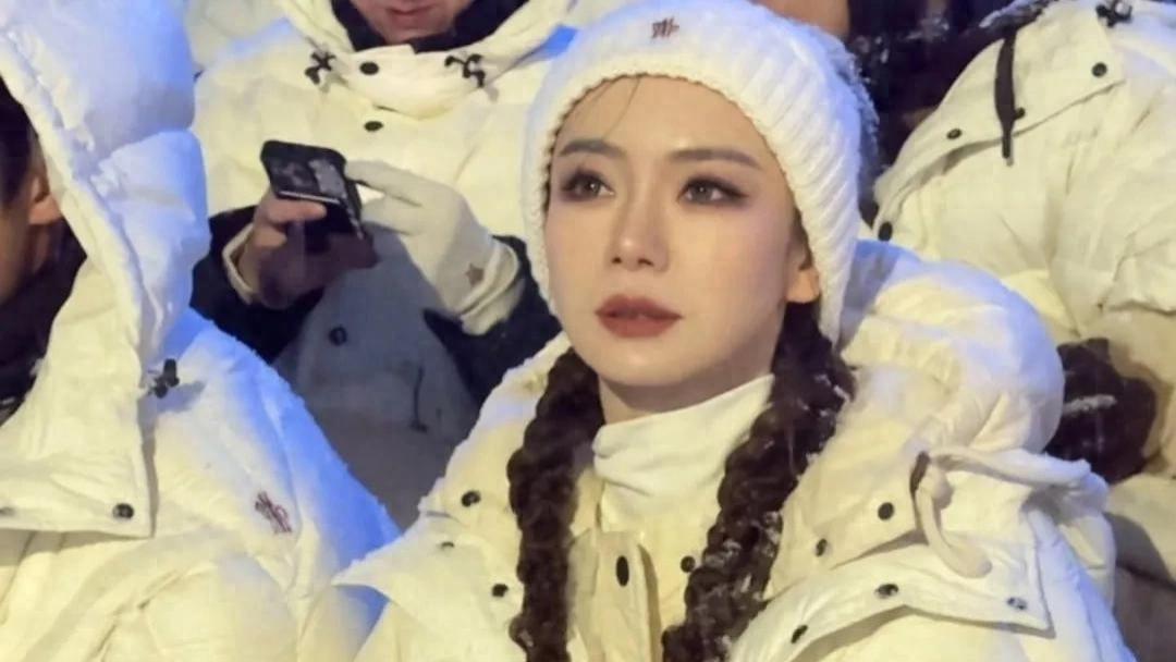 40岁戚薇美貌惊人，婚姻幸福秘诀何在，她的状态能复制吗？