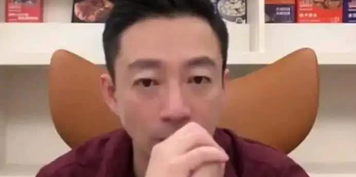 家长会了，汪小菲激动坏了，看来两个人配合真的很重要，在汪小菲和马筱梅的照看下，2