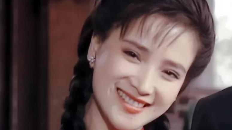 何晴历经脑瘤与婚变，高颜值学霸儿子成最大骄傲