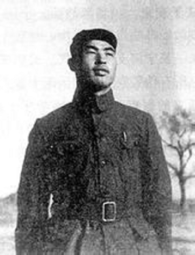1947年4月4日深夜，天津塘沽新河地区突然传出震天动地的爆炸声，火光映红了华北