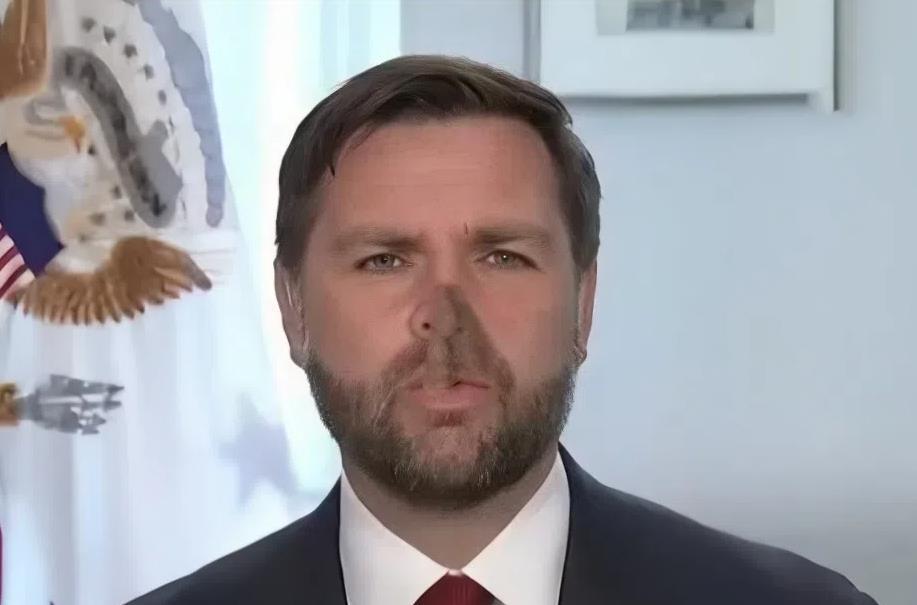 强盗逻辑，丑恶嘴脸！这就是侵略者的谎言。在轰炸过后，万斯说，我们没有与伊朗开战，