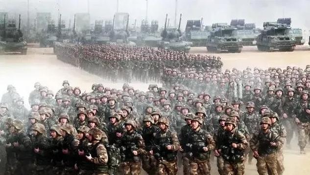 只要中国不动，没有哪个国家有能力挑起世界大战。为什么这么说呢？
中国人民解放军现