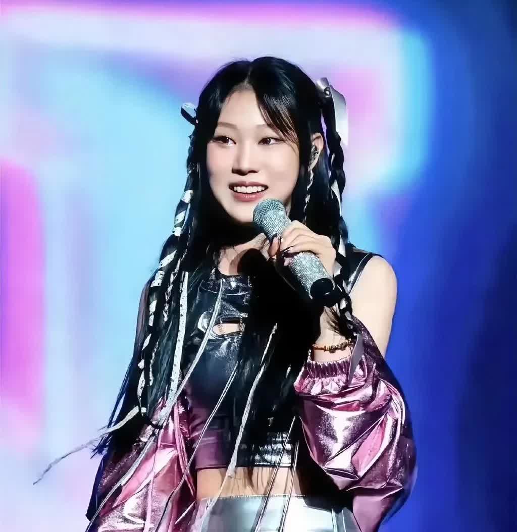 小沈阳真的有点后悔了！这次沈阳演唱会千不该万不让自己的女儿上台唱歌，声音不成熟不