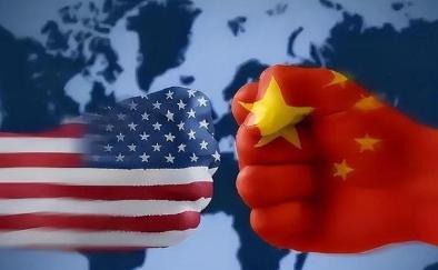 美国和中国现在关系很紧张，美国不敢动手，怕惹中国麻烦，但又不甘心，一直等着中国出