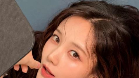 李一桐的今日份活动着装，超让人眼前一亮的！