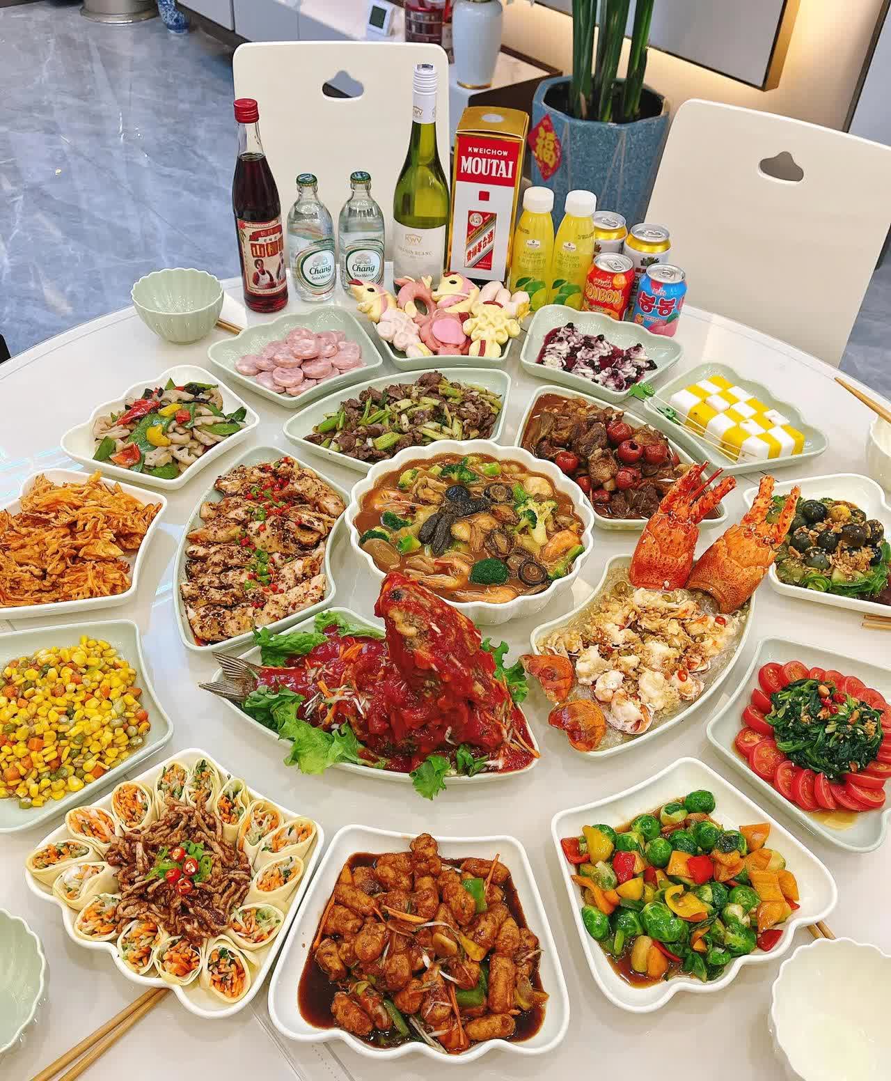 怒了！洗碗工阿姨被“算计”，两天工资竟被老板吞了？
 
家人们，今天必须曝光