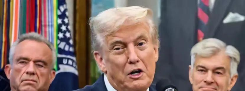 美国怂了？
特朗普及美国财长贝森特在多个公开场合公开表示，希望中国能给个面子，恢