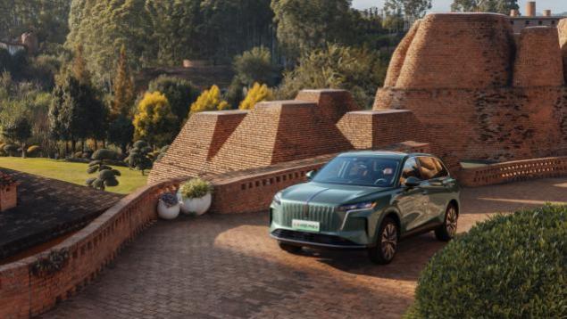 17.88万入手中大型大五座插混SUV！红旗HS6 PHEV重磅上市！