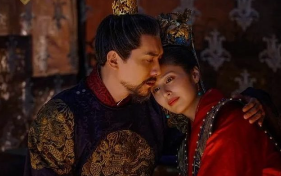 1420年，朱棣将3000多名宫人全部活剐。行刑之时，朱棣亲临现场观看了全部过程