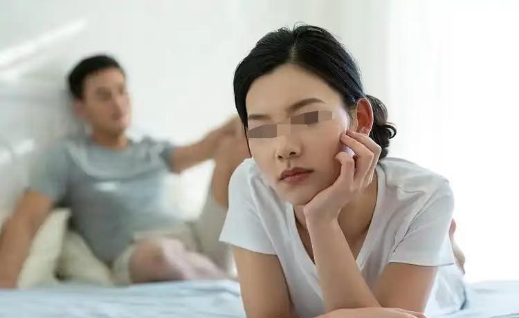 河南濮阳，一40岁男子被妻子指控性侵，随后被捕又获释，数日后再次被拘留，历经28