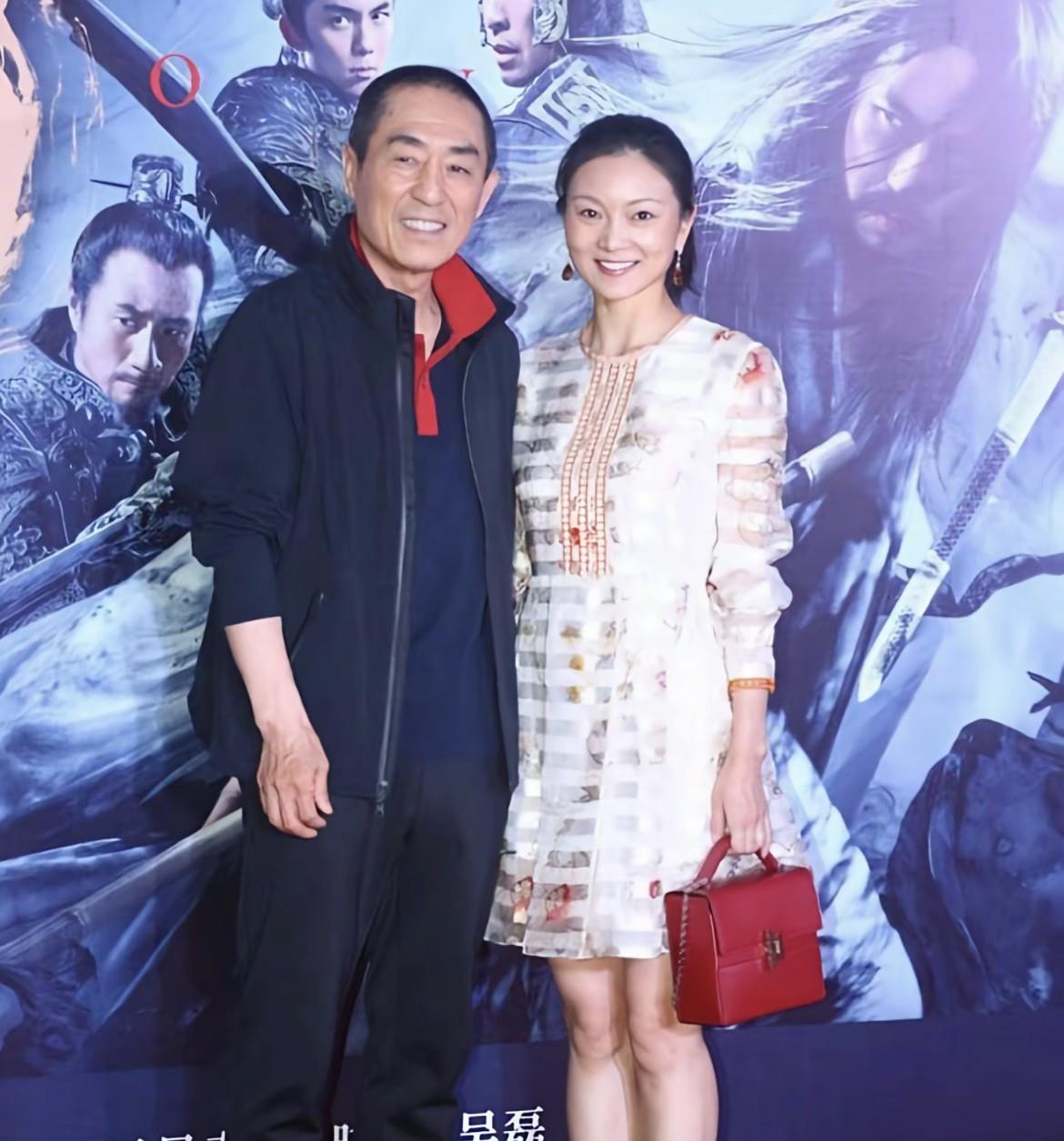 张艺谋选老婆跟选谋女郎标准一致，都看骨相，陈婷虽不惊艳但骨相完美，难怪被他偏爱，