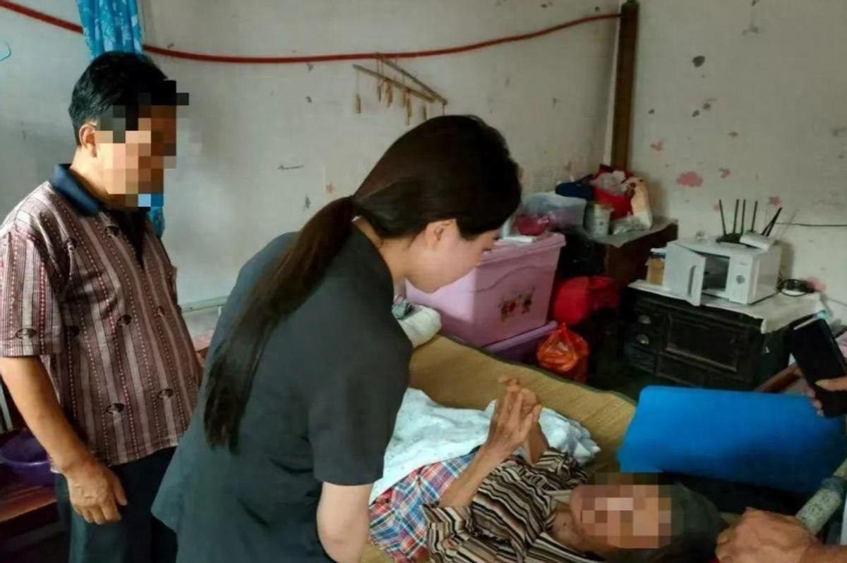 太寒心了！江苏南通，一9旬老太独自拉扯大3个孩子，还照顾过瘫痪婆婆八年，如今因疾
