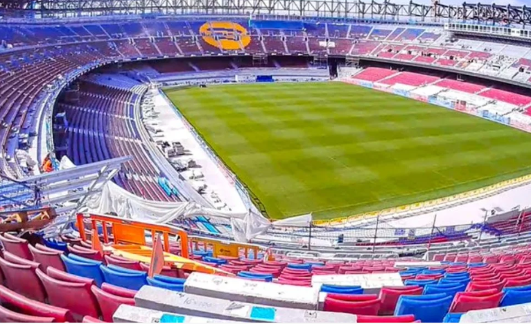 费兰·科雷亚斯(SPORT):“巴塞罗那向球迷保证，传球队将在9月13日或14日