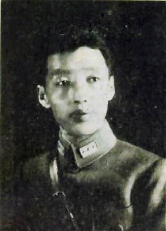 1940年12月，石友信要替哥哥石友三报仇，讨伐高树勋。正当石友信气势汹汹的讲话