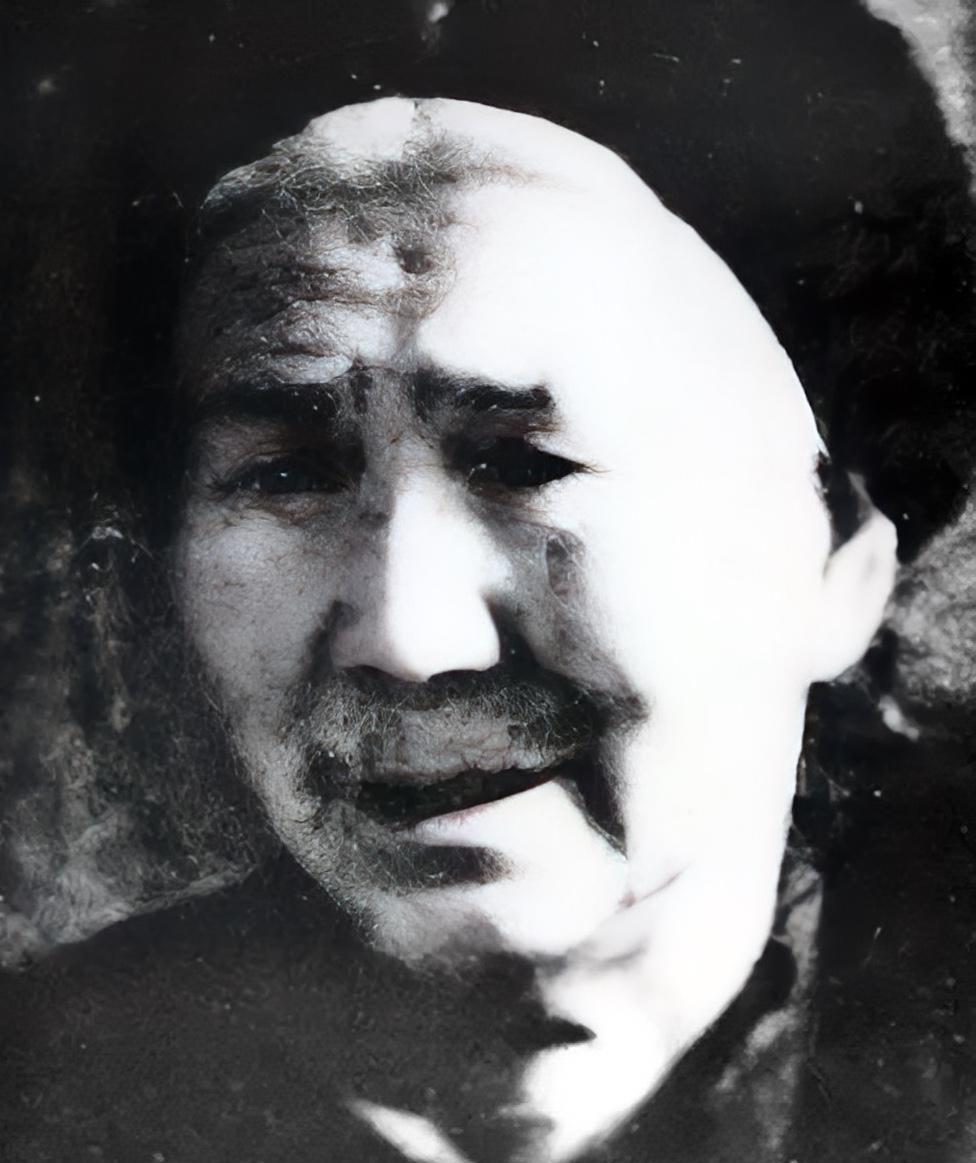 1949年，58岁的邓玉芬喜极而泣，她原本以为七个儿子都已死，没想到老三永兴竟奇