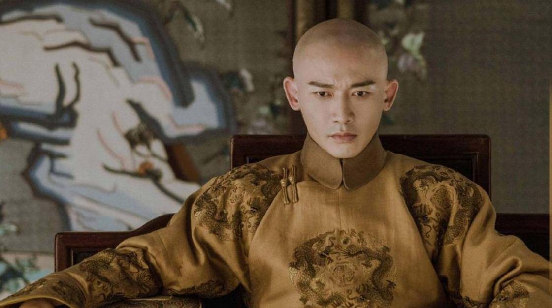 在康熙年间，意大利传教士马国贤（Matteo Ripa）在他的《京庭十三年》一书