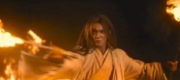 于适镖人灰白长发镜头
超酷