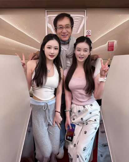 我不羡慕释永信有几个情妇几个娃，也不羡慕他有多少亿资产

最羡慕的还是大哥成龙！