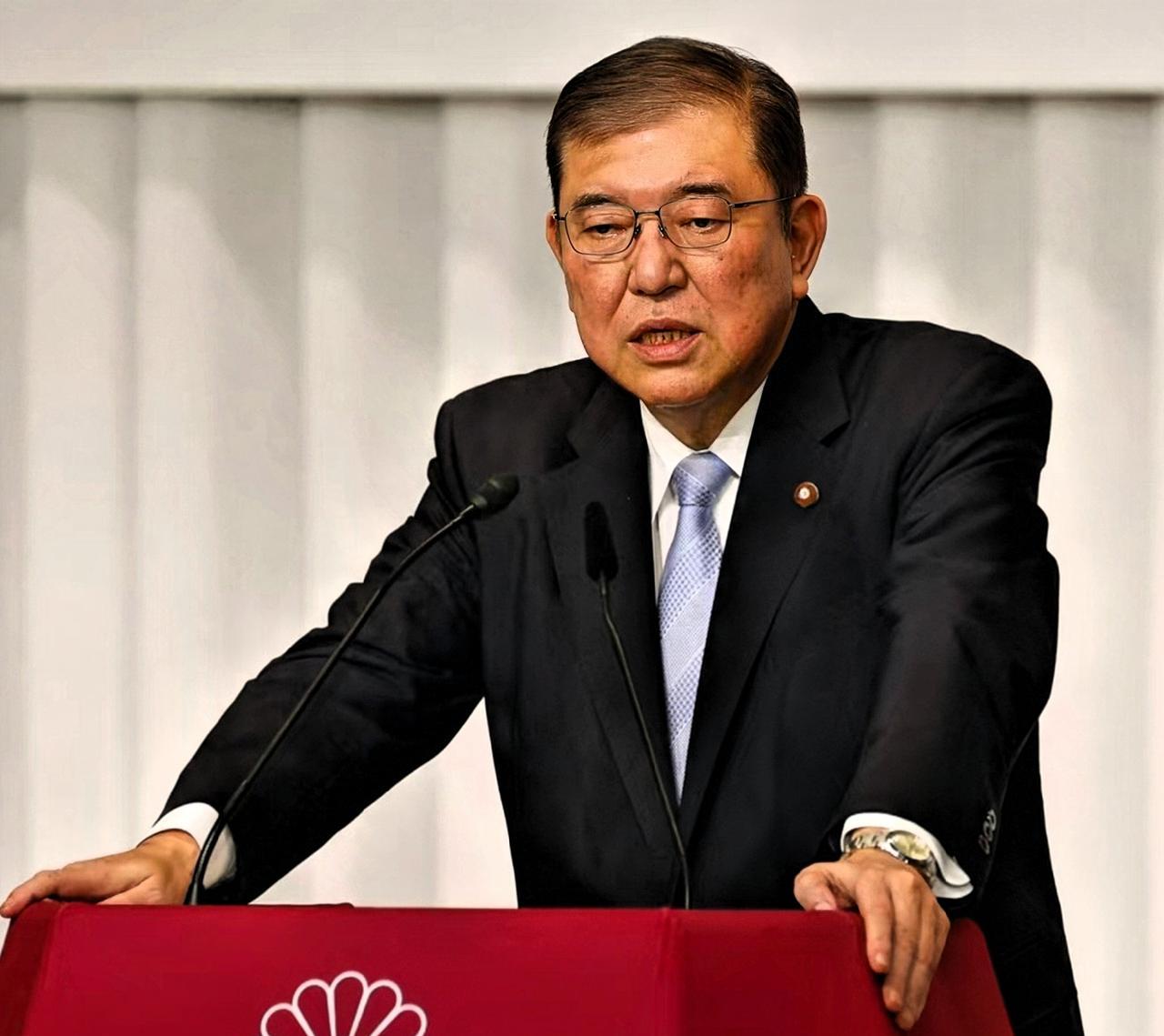 石破茂辞职，也终于彻底放飞了自己，下定决心卸下这个比较承重的包袱，日本的首相还是