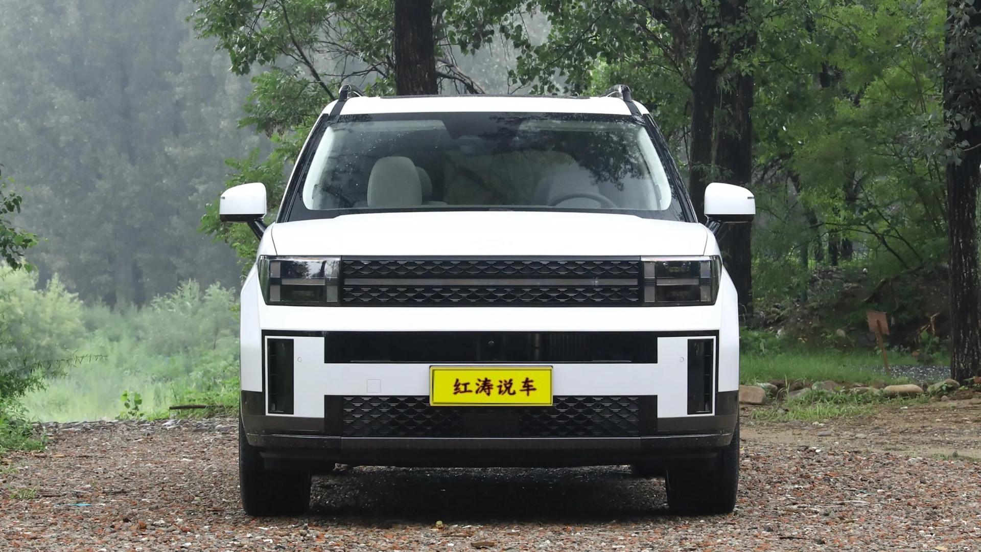 2026款现代胜达上市，车款精简，配置升级，2.0T动力+8AT变速箱