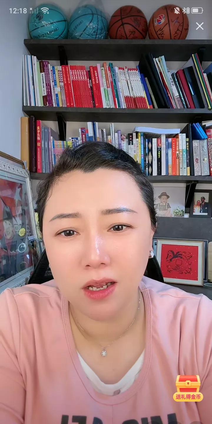 前中国女篮名将马增玉在直播间与球迷互动时，针对新一届中国男篮集训队球员变动，给出