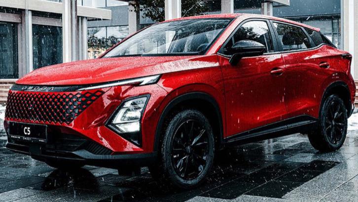 奇瑞欧萌达5杀入马来西亚！X型前脸配熏黑尾灯，双12.3寸屏配怀挡