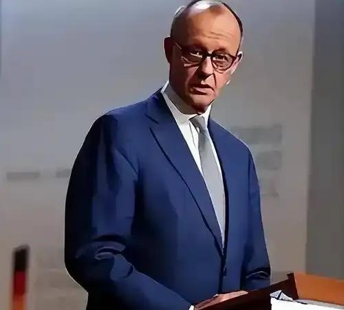 德国总理默茨：“以色列在为我们所有人做脏活儿。”
当地时间6月17日，正在加拿大