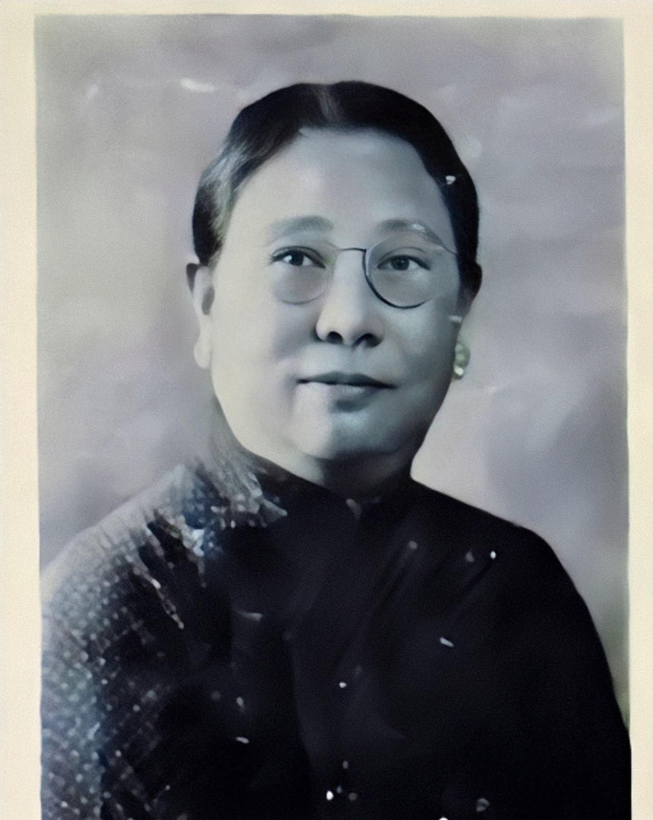 民国副总统黎元洪借宿在部下家中，睡梦中隐约觉得有些不对劲，他的裤子湿了一片。他急