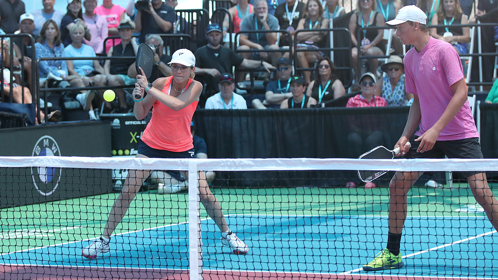 城市街头匹克球：中老年健身新宠调研报告