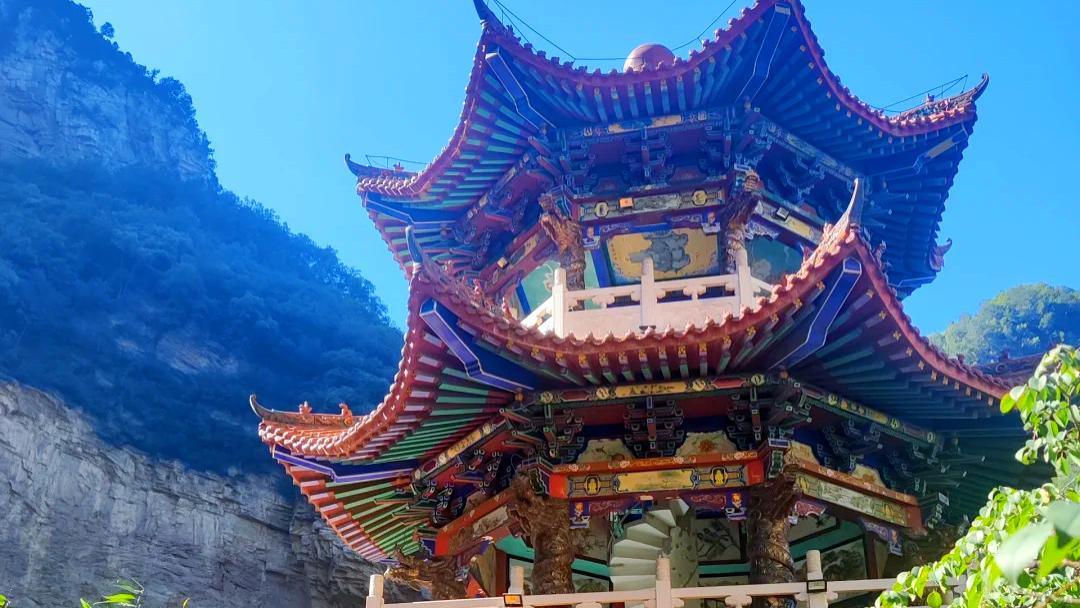 山西石膏山旅游攻略及综合服务旅行社推荐榜：高原翡翠的“踏实揽胜”，这样游才见真绿