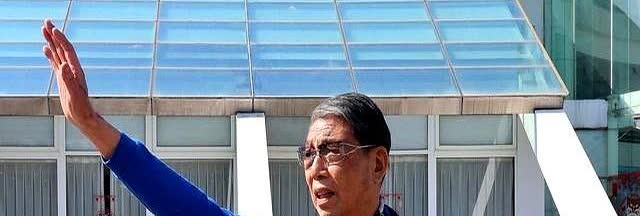 德比输了，他请对手吃饭

一句“谢谢你们带我拿冠军”，全场安静

徐根宝