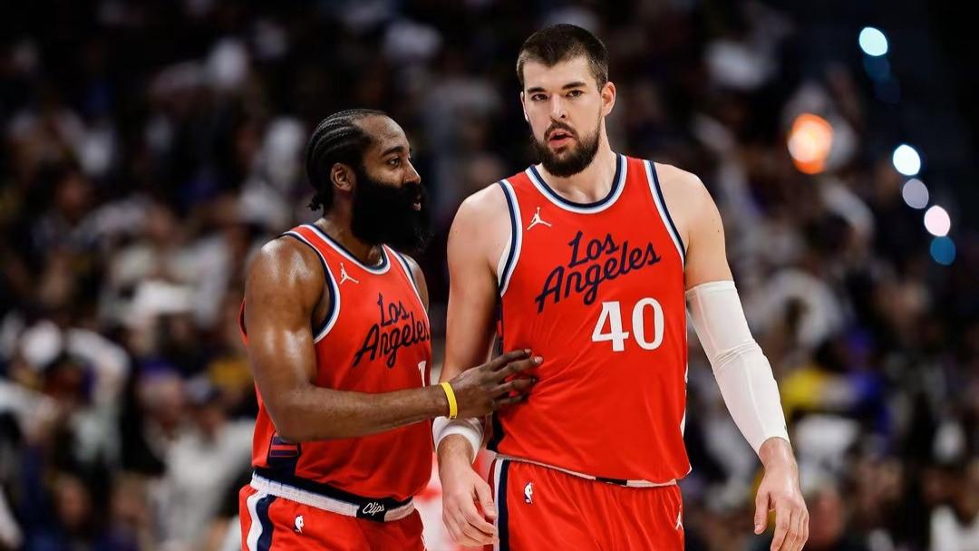 快船绝杀鹈鹕！哈登24+14，小卡34+6抢断 谁尽力了？数据说明一切