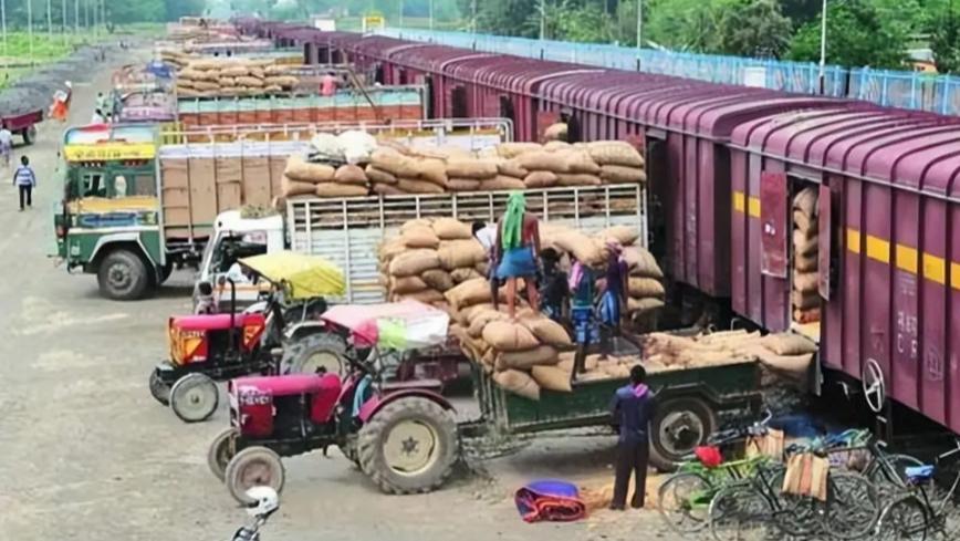 都是14亿人口大国，为啥中国满世界买粮食，而印度却能大量出口？