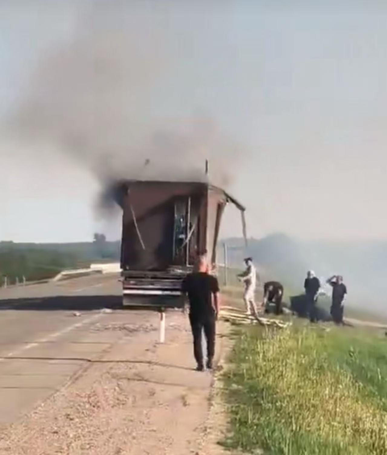 恐怖！俄国腹地惊现无人机大爆炸











你敢相信吗？俄乌战场上那些