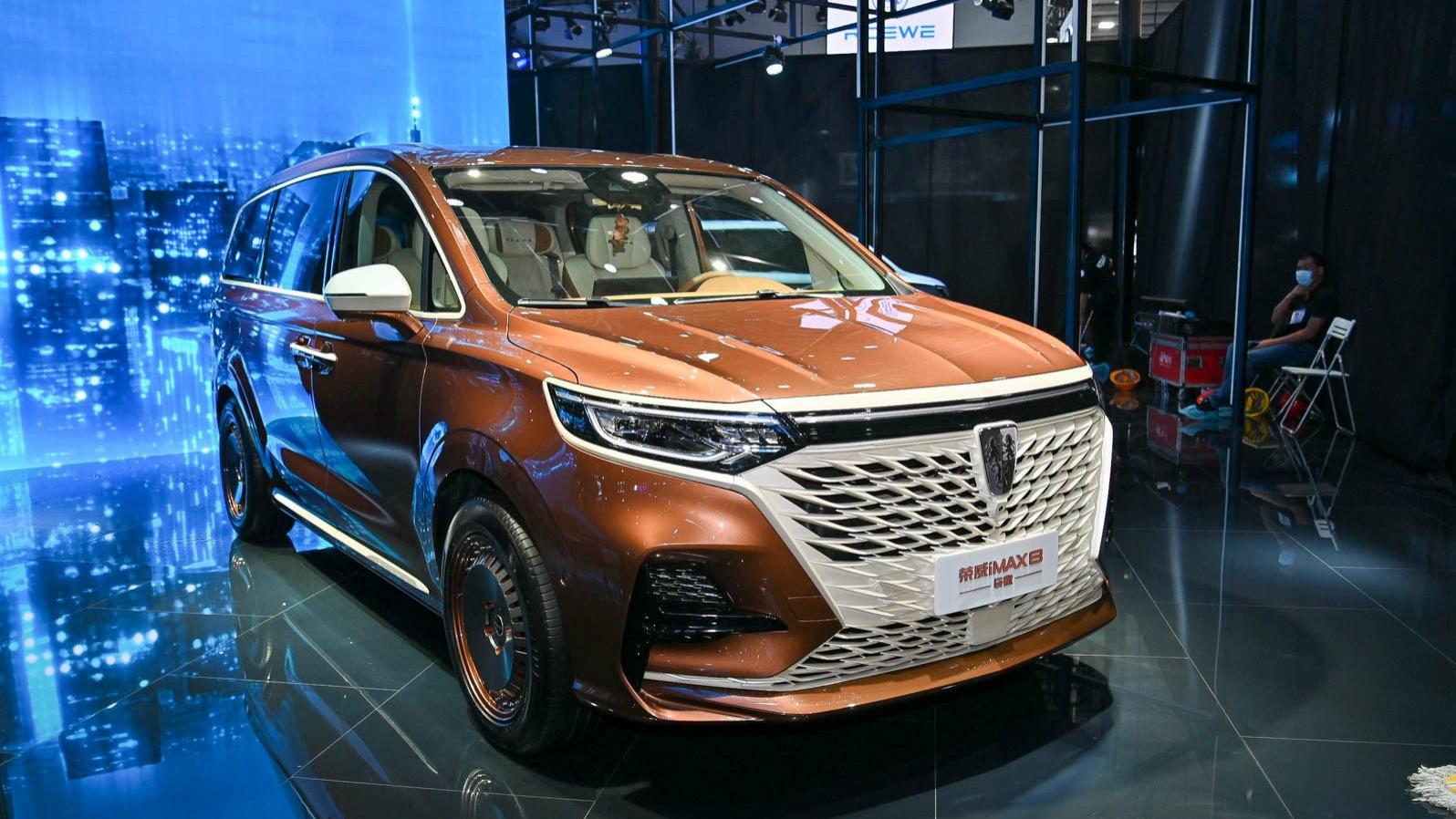 埃尔法终结者，颠覆20万级MPV！冰箱彩电大沙发全配齐，还看啥GL8