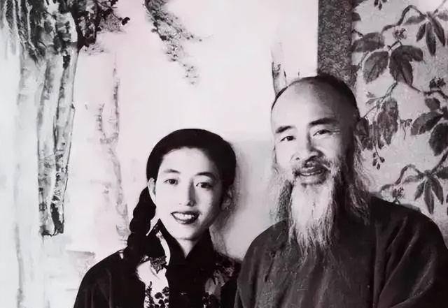 1947年，20岁的徐雯波，嫁给了闺蜜的爸爸，48岁的张大千。新婚夜，徐雯波又羞
