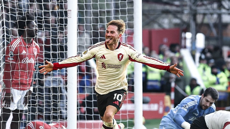 96分钟绝杀！利物浦1-0森林，麦卡利斯特一剑封喉！斯洛特开心