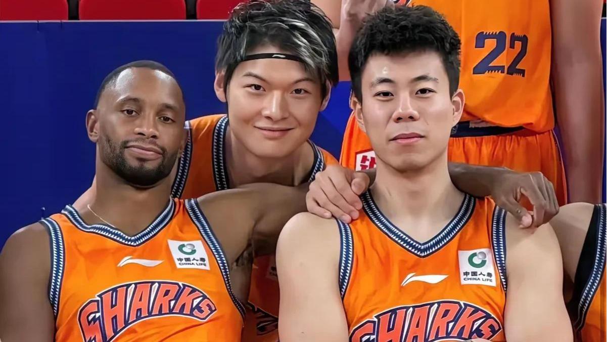 上海90-97七分输广厦！